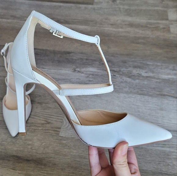 Nine West white heels - Picture 5 of 9